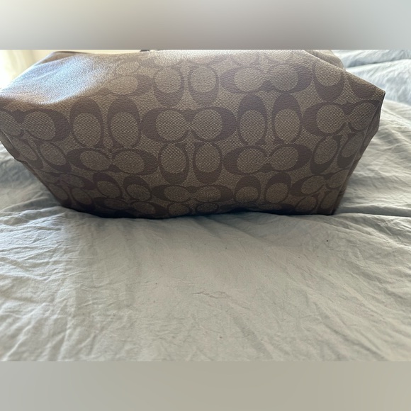 Coach City Brown Leather Double Handles Tote Bag - Picture 4 of 9